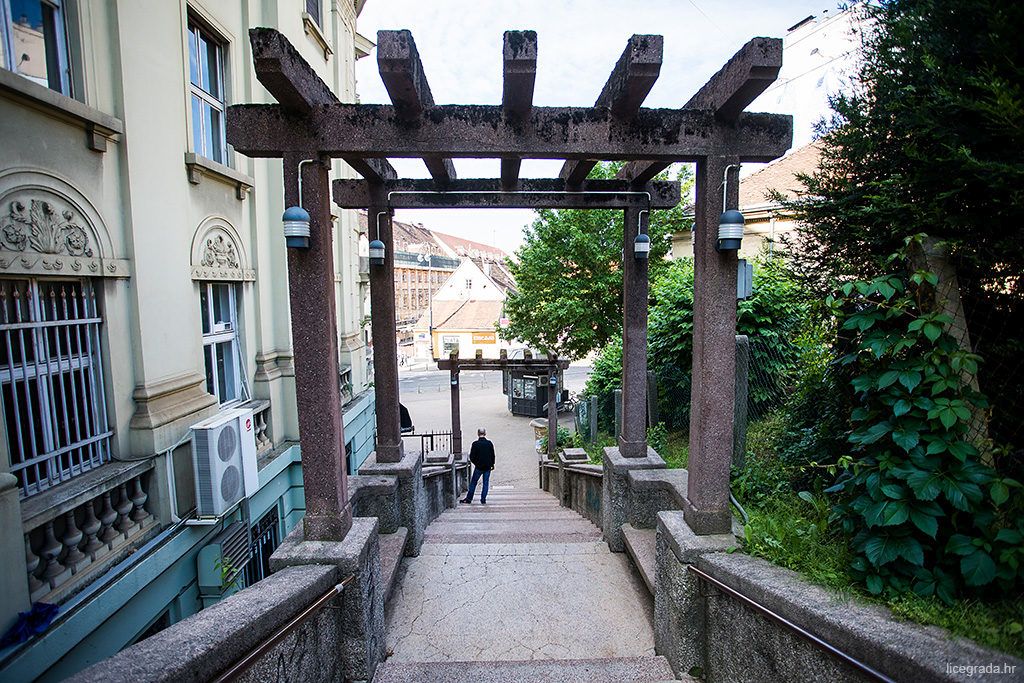 Schlosserove stube, pogled na Šoštaršićevu